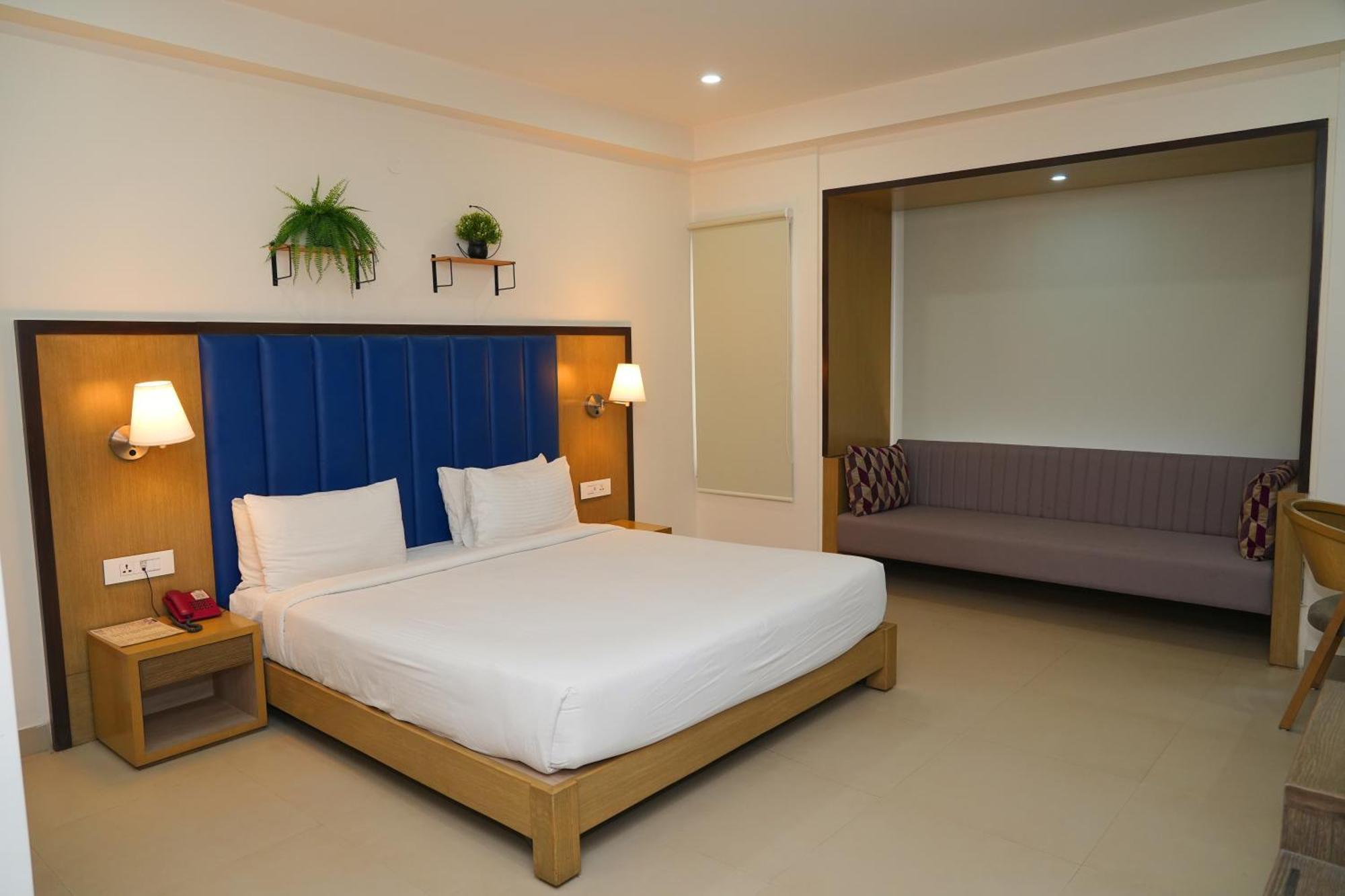 Purple Cloud Hotel Devanahalli Εξωτερικό φωτογραφία